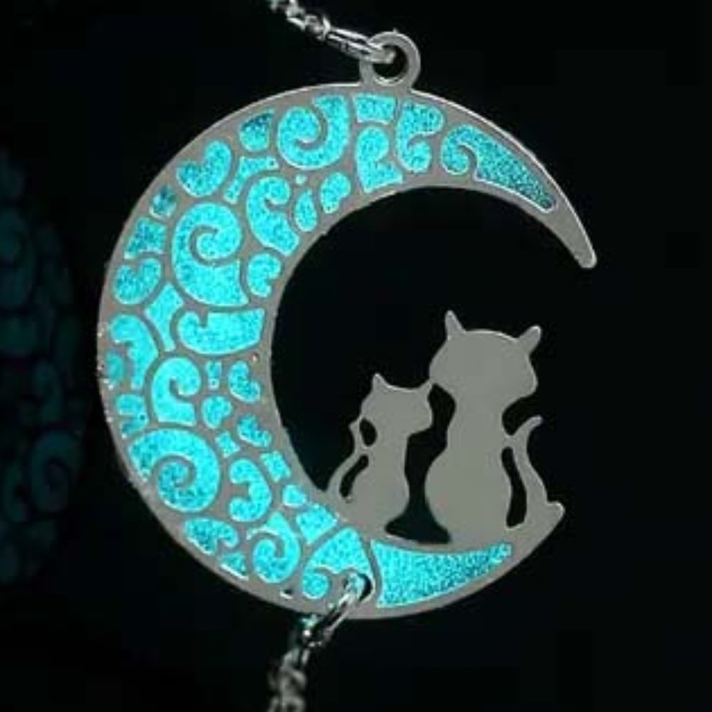 COOL CAT GLOWING CAT & KITTEN SITTING IN A CRESCENT MOON BRACELET 32